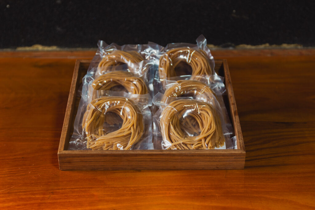 さんおとこ麵（玄米麺）